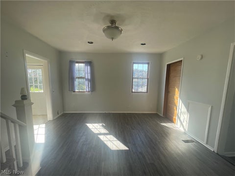 Tiny photo for 356 W Jefferson Avenue, Mcconnelsville, OH 43756 (MLS # 5255773)