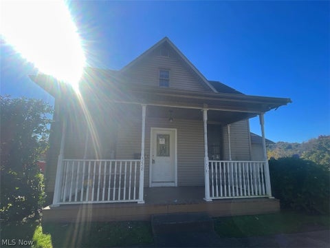 Photo of 356 W Jefferson Avenue, Mcconnelsville, OH 43756 (MLS # 5255773)
