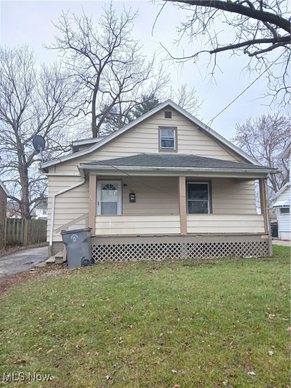 Check out this 2-3 bedroom home on the city's westside!!! You'll love the charm here! Very nice and well maintained cape cod style home featuring 1 bedroom on the main floor and the upstairs is two smaller rooms or one HUGE bedroom to itself. Features living room and dining room, ceramic tile in kitchen and bathroom. Freshly painted throughout. Will give the feel of a brand new home. Kitchen comes equipped with fridge and dishwasher. Washer and dryer comes with the property for tenant use. This house has everything except for the perfect tenant to call it home. This is the perfect home!! Apply now to be make it your own. Certified pest-free Property! Renter's Insurance required & free credit building services for all our tenants. Easy & accurate rent paying services, 24 hour emergency repair line for all tenants. Locally managed with office, open Monday thru Friday, friendly & professional staff. Great working relationship with Government & Community services that help our Tenants. Section 8 welcome!