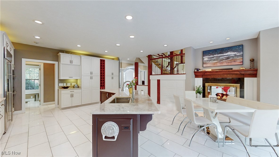 Gates Mills, Ohio 44040, United States, 4 Bedrooms Bedrooms, ,5 BathroomsBathrooms,Residential,Active,159565