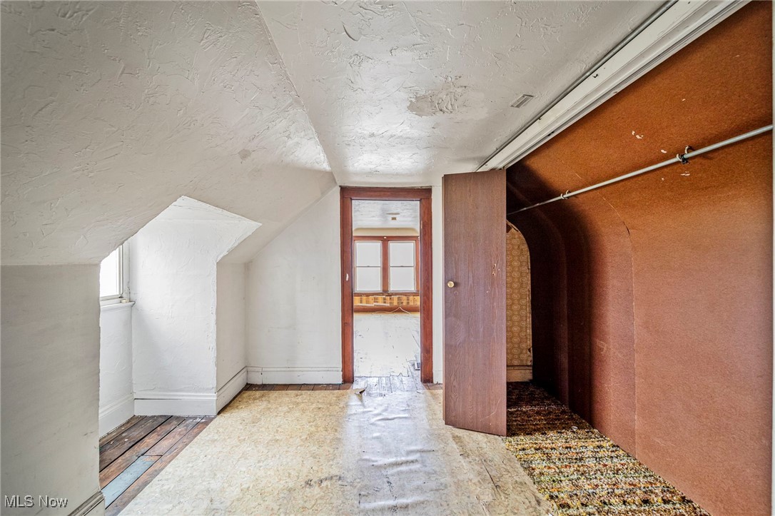 14819 Hale Avenue, Cleveland, Ohio image 16