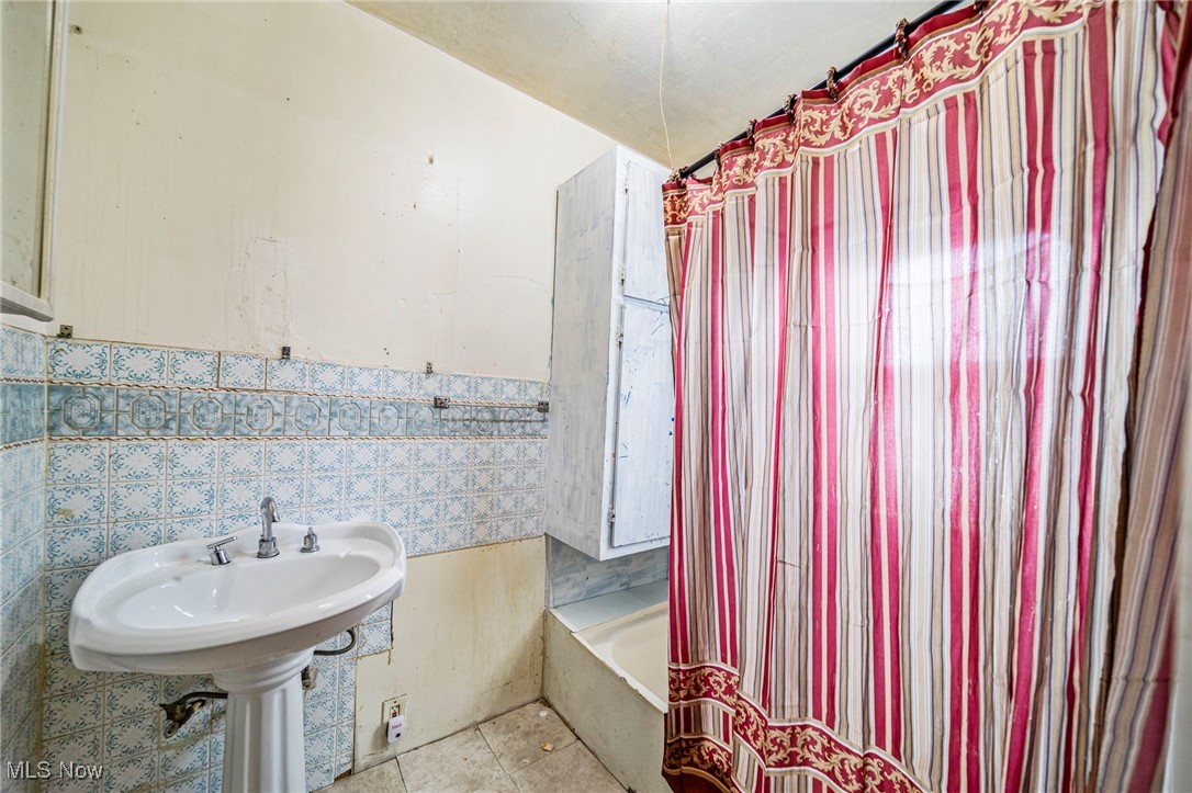14819 Hale Avenue, Cleveland, Ohio image 13