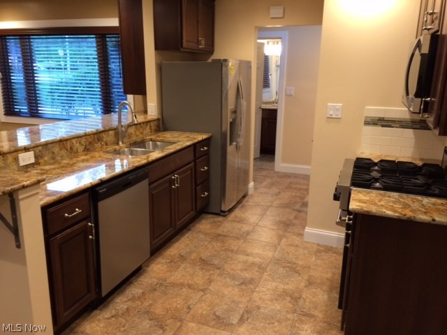 Dover - Residential Lease