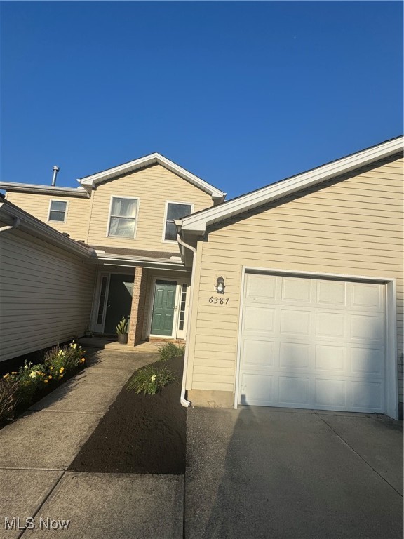 Welcome to this beautifully maintained two-level condo with a townhouse feel, located in the heart of North Ridgeville! Offering over 1,400 sq ft of well-designed living space, this home features a smart layout with the kitchen, dining area, family room, foyer, laundry, and half bath all on the first floor—perfect for everyday living and entertaining.
Upstairs, you’ll find two spacious bedrooms, each with its own private full bathroom, plus a flexible bonus area ideal for a home office, extra storage, or even a custom walk-in closet. The kitchen boasts granite countertops and flows seamlessly into the open-concept dining and living areas.
Enjoy generous closet space throughout, and step outside to your private concrete patio surrounded by greenery—perfect for grilling, outdoor dining, or simply enjoying a quiet moment in nature.
This move-in-ready condo combines the comfort of a single-family home with the ease of condo living. Ideally situated just minutes from Avon Commons, Center Ridge Road, shopping, restaurants, and more—don’t miss your opportunity to call this peaceful and convenient location home