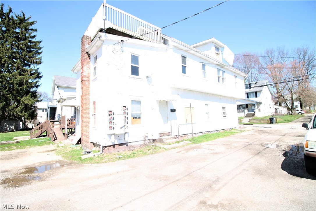 Upland Lawn - Residential Income