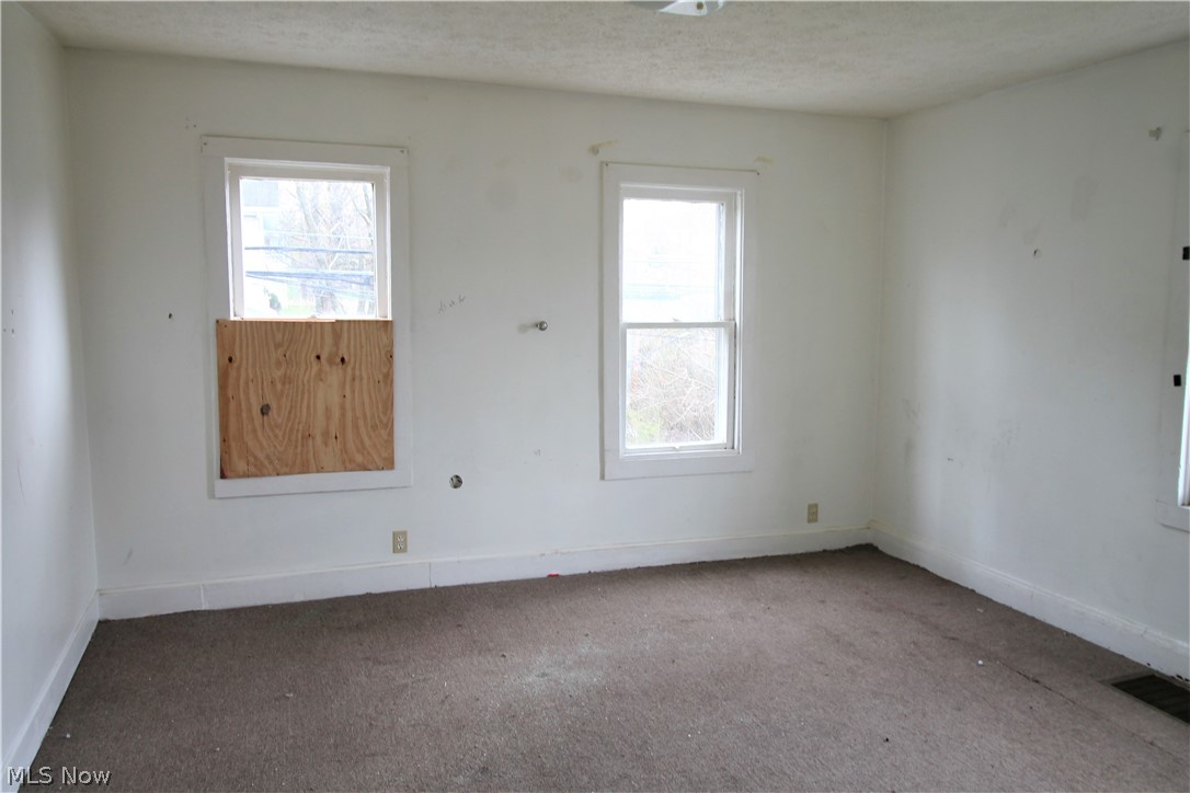 Upland Lawn - Residential Income