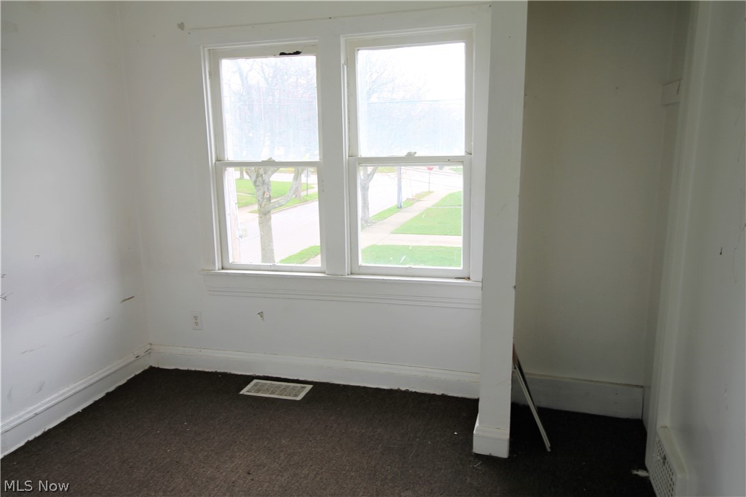 Upland Lawn - Residential Income