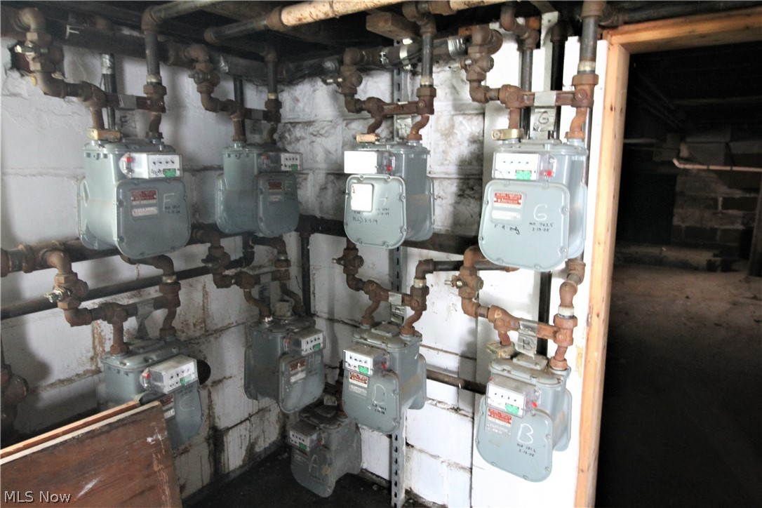 Upland Lawn - Residential Income