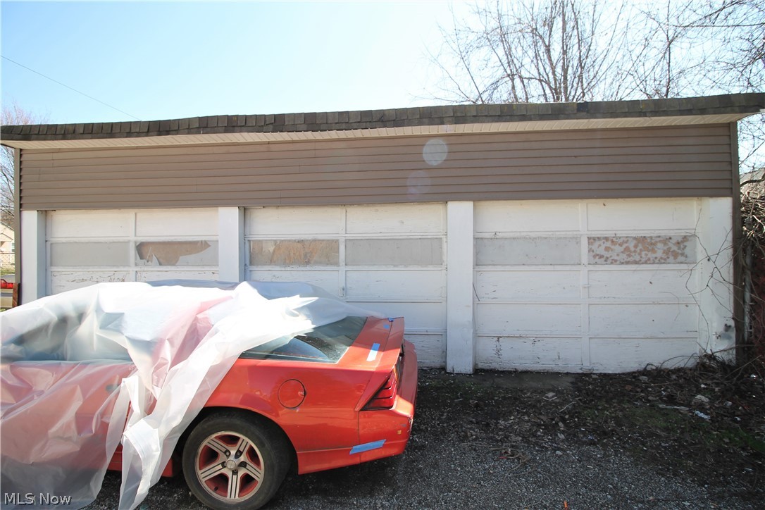 Upland Lawn - Residential Income