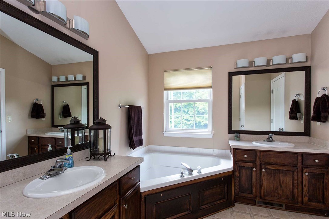 Hayes Mirasol Estates - Residential