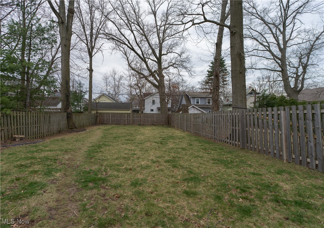 1544 Rockway Avenue, Lakewood, Ohio image 40