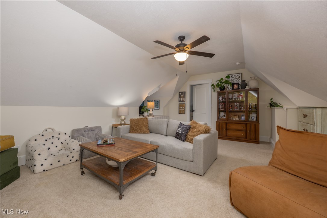 1544 Rockway Avenue, Lakewood, Ohio image 31