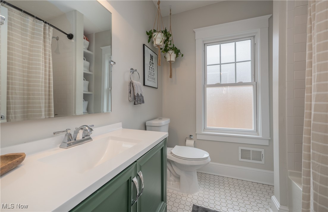 1544 Rockway Avenue, Lakewood, Ohio image 20