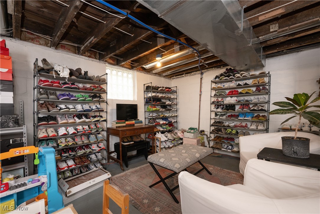 1544 Rockway Avenue, Lakewood, Ohio image 33