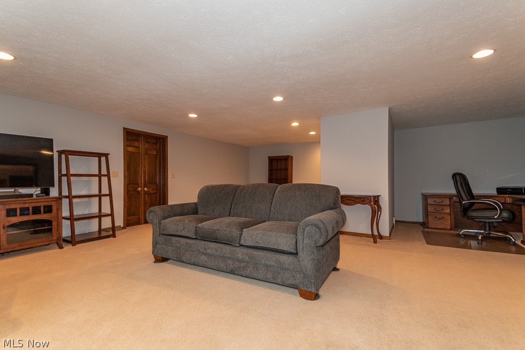 Brentwood 03 - Residential