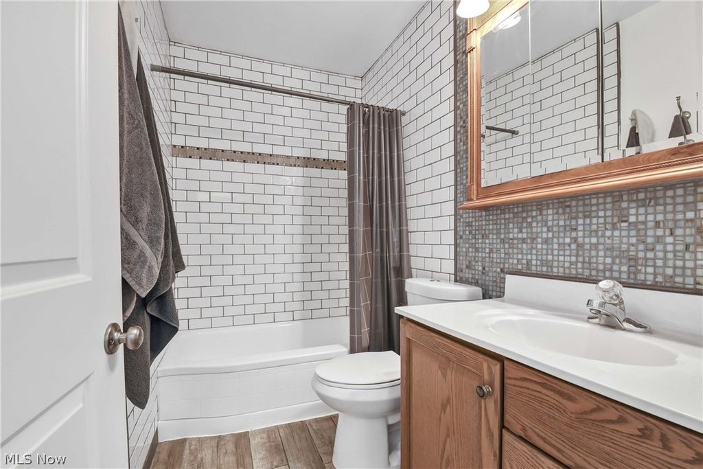 Photo of 12506 Kirton Avenue, Cleveland, OH 44135 (MLS # 5205715)