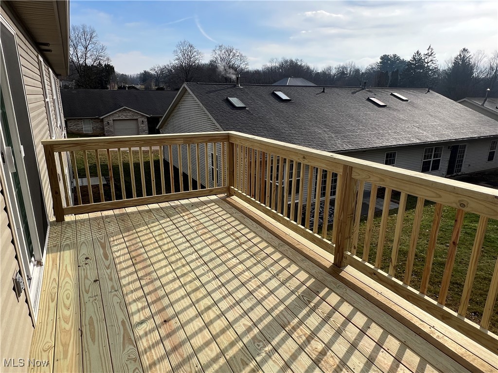 Brambly Hedge Knoll Condo - Residential