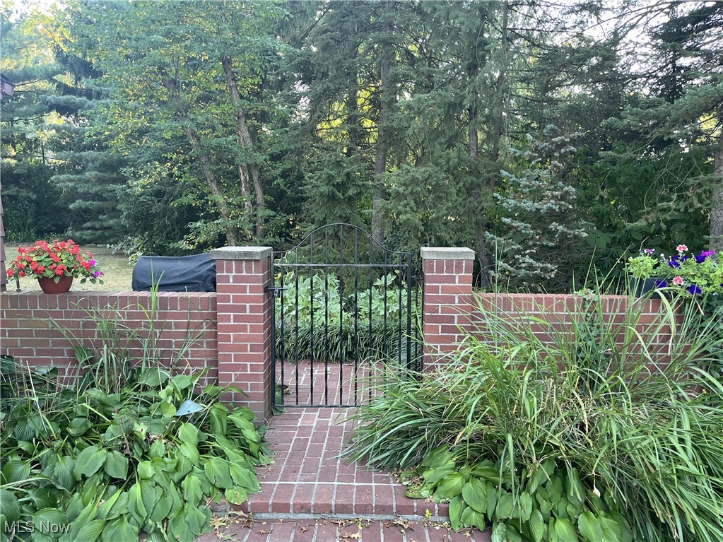 Golf Overlook - Residential