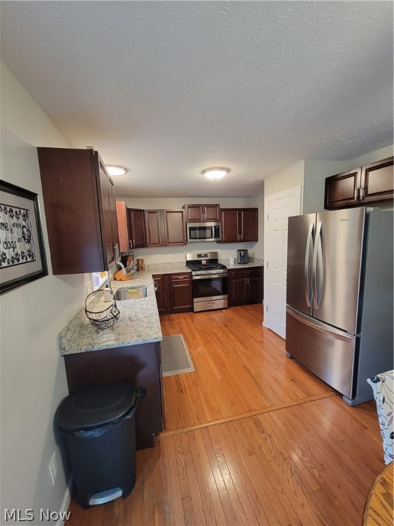 Park Mdw 02 - Residential