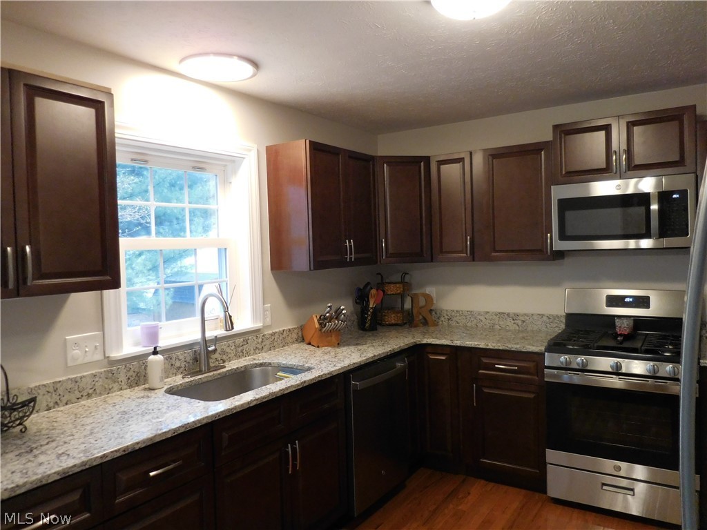 Park Mdw 02 - Residential