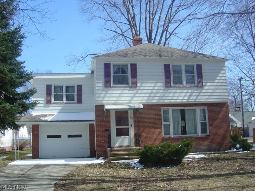 One owner home...meticulously maintained. Charming Colonial with 3/4 bedrooms. Beautiful hardwood floors throughout. Fourth bedroom could be bonus/family room. Endless possibilities. Enclosed three season room. Formal Dining Room. Full unfinished basement, plus one car attached garage. Newer roof. Furnace  and C/A July 06. Wood burning fireplace in living room. Must See!