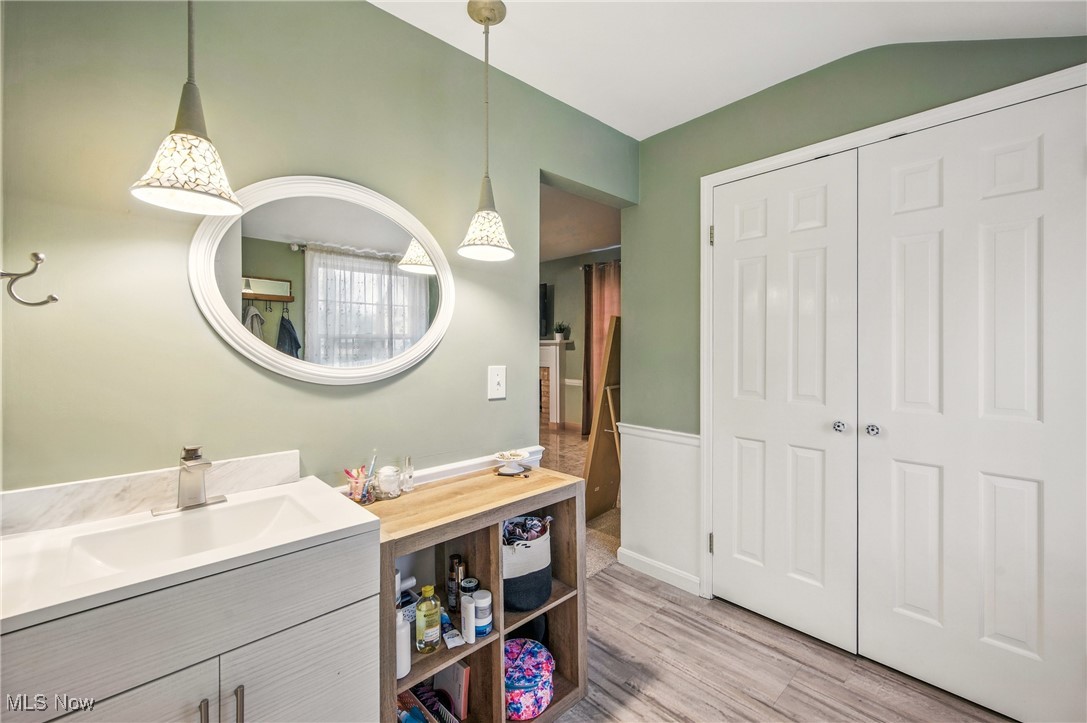 880 Blueberry Hill Drive, Canfield, Ohio image 31