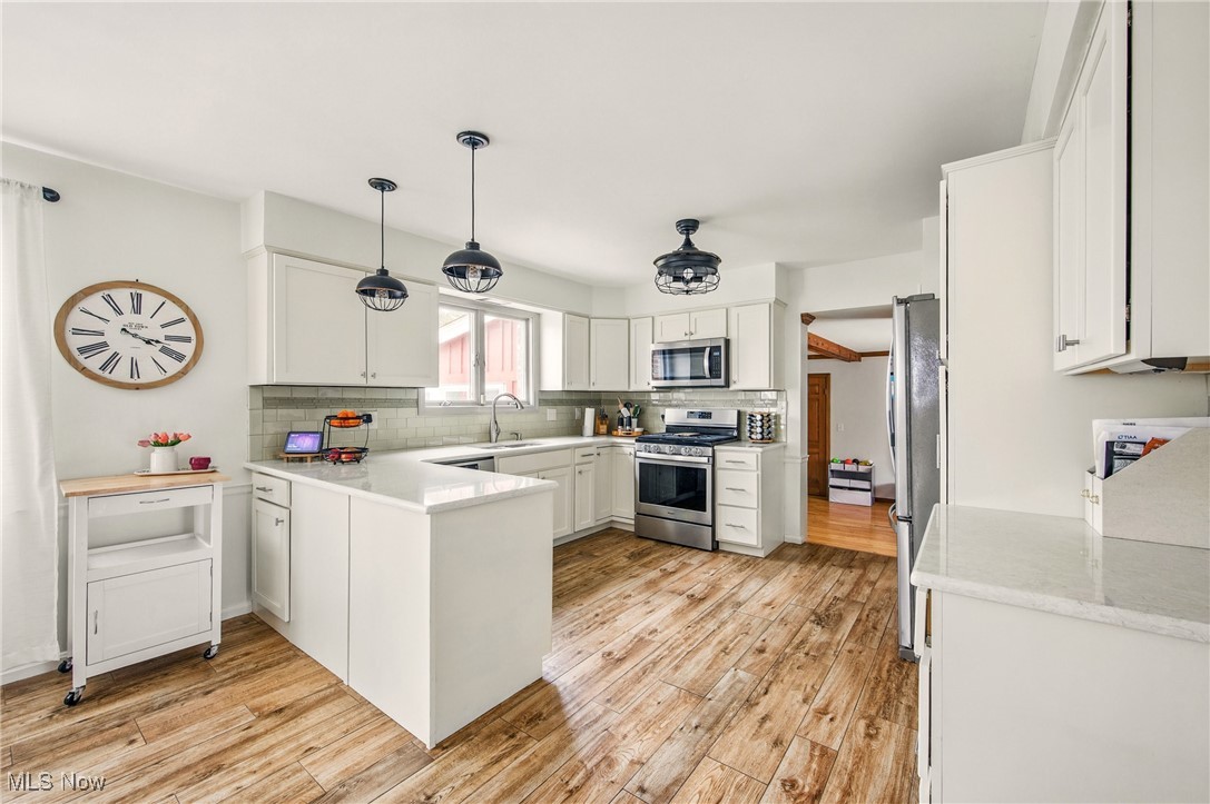880 Blueberry Hill Drive, Canfield, Ohio image 17