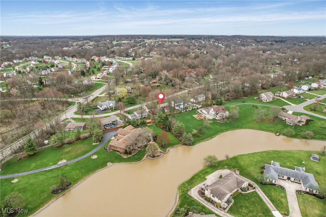 880 Blueberry Hill Drive, Canfield, Ohio image 45