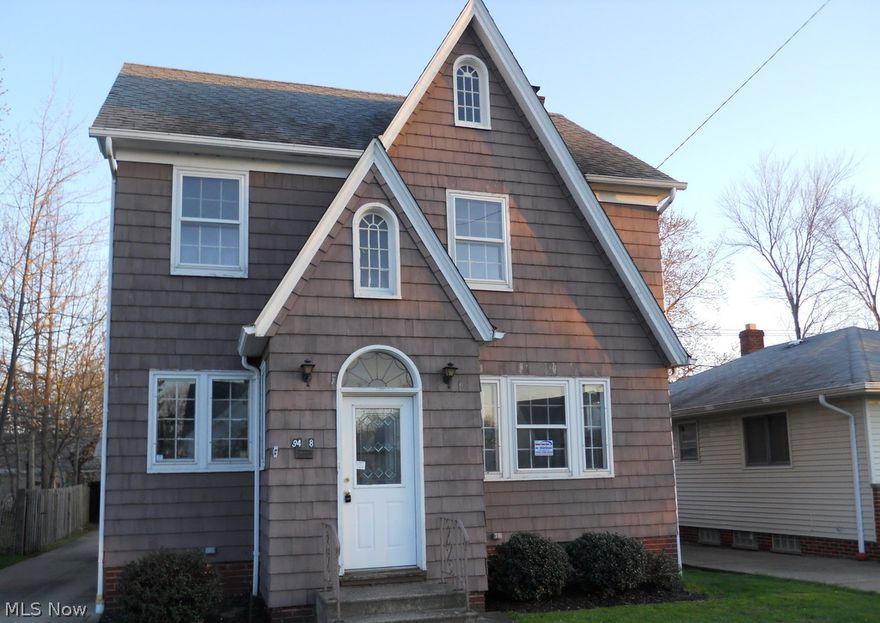 Charming 3 bedroom 2 bath colonial. Front entrance offers 2 benches with under seat storage. Unique fireplace in the spacious living room. Updated kitchen off dining room with built in china cabinets. Breakfast nook off kitchen plus sun room off living room.  Hardwood floors in bedrooms and room for storage in the attic. Don't miss this one.  This is a Fannie Mae HomePath property.