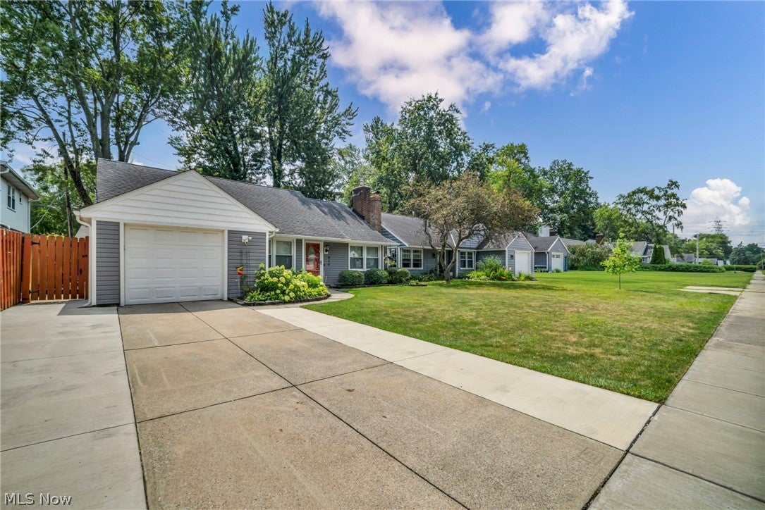 579 Lindberg Boulevard