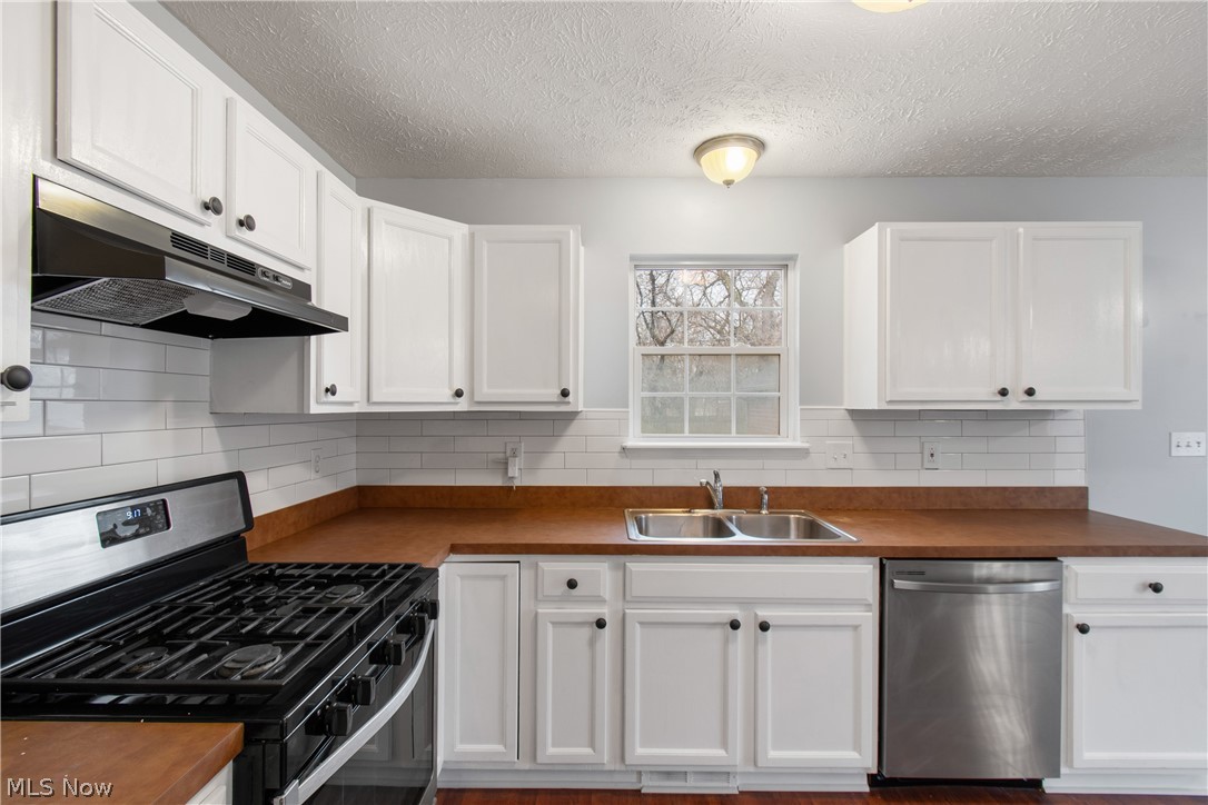 James H Clark & Harriet Clark - Residential