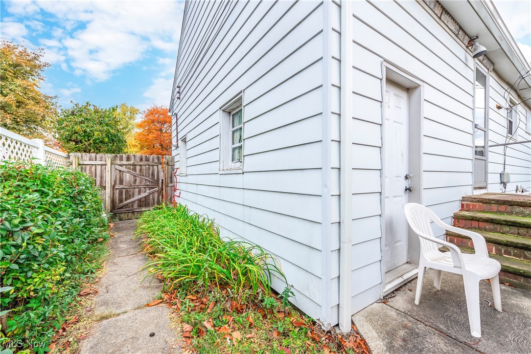 H A Stahl Props Cos Ridgewood - Residential