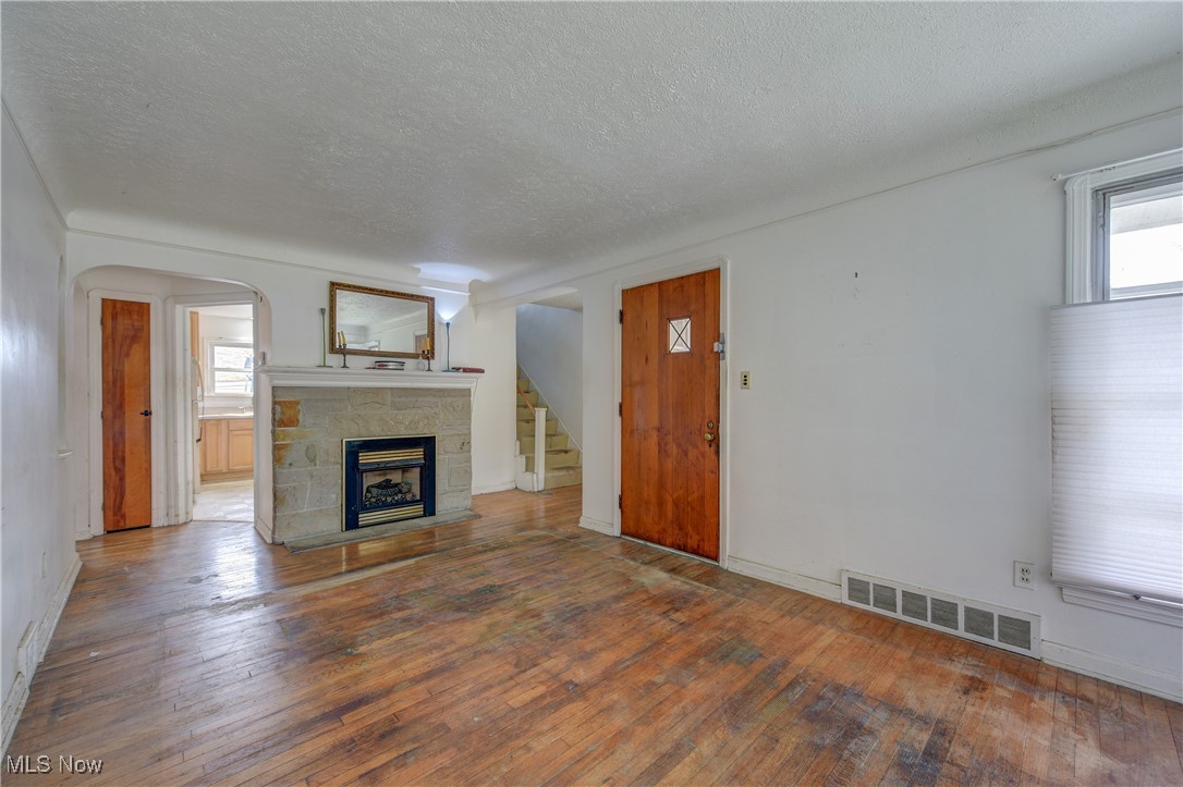 H A Stahl Props Cos Ridgewood - Residential