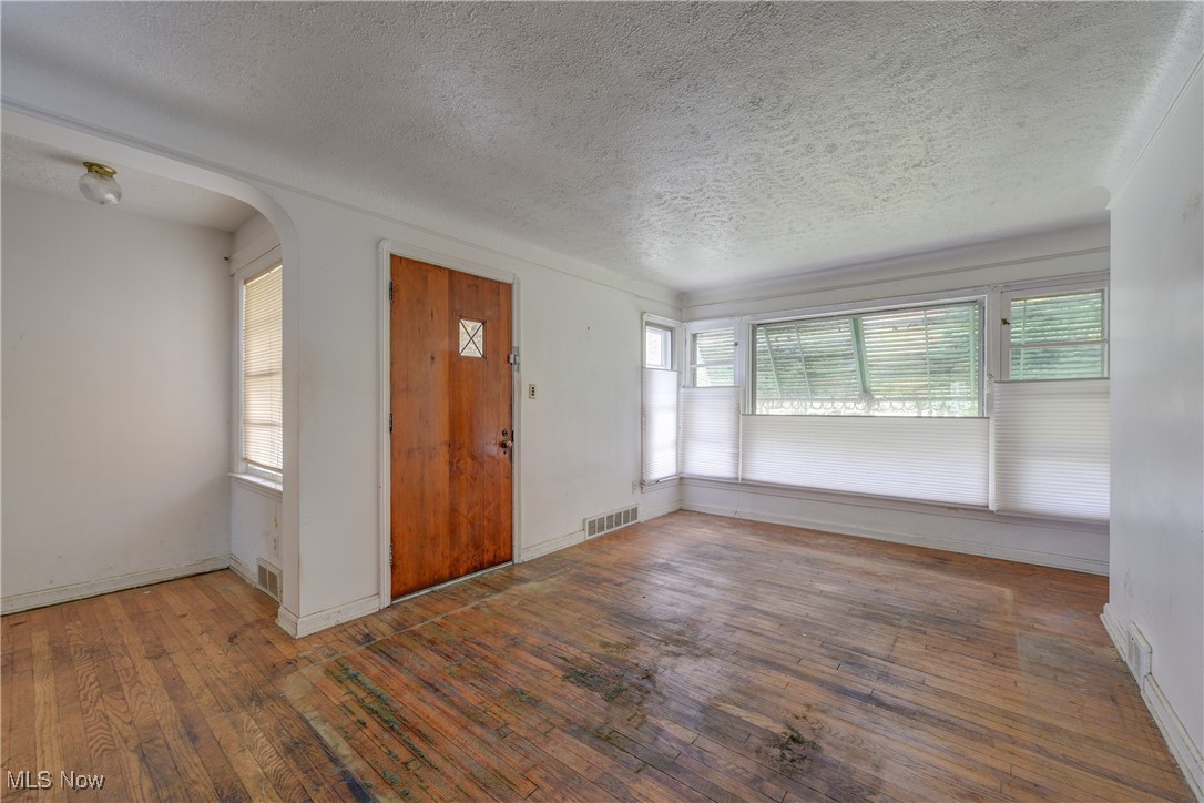 H A Stahl Props Cos Ridgewood - Residential