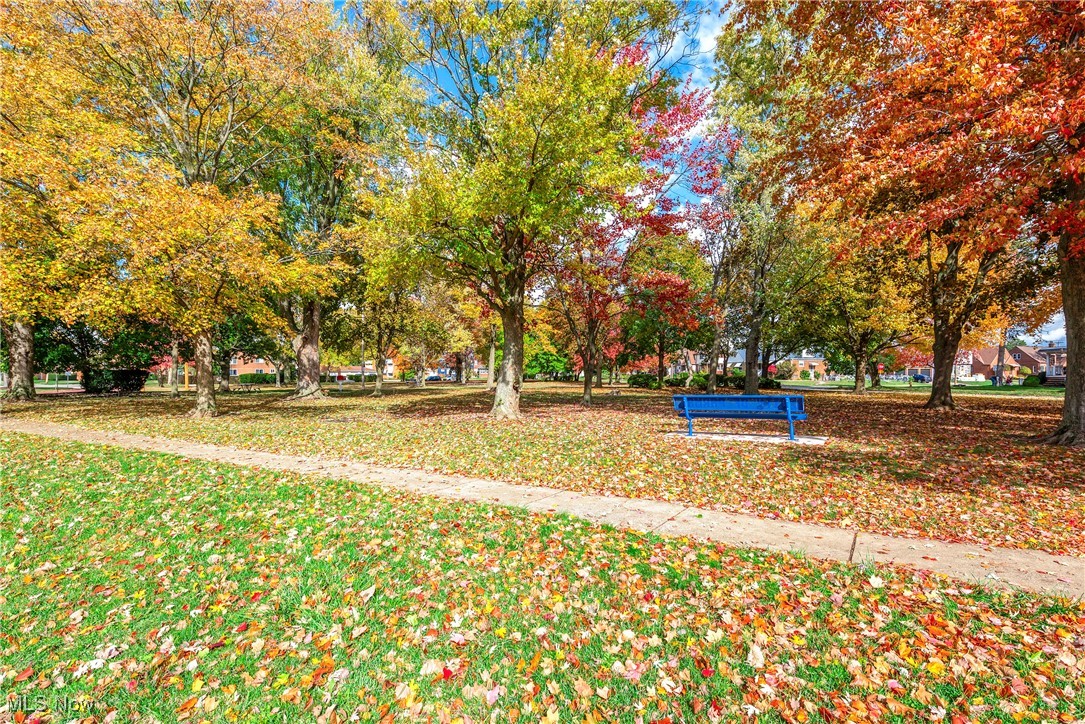 H A Stahl Props Cos Ridgewood - Residential