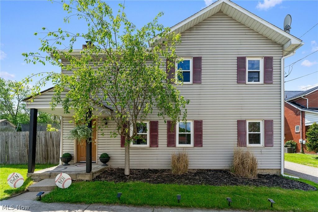 Photo of 14092 Youngstown Pittsburgh Road, Petersburg, OH 44454 (MLS # 5207153)