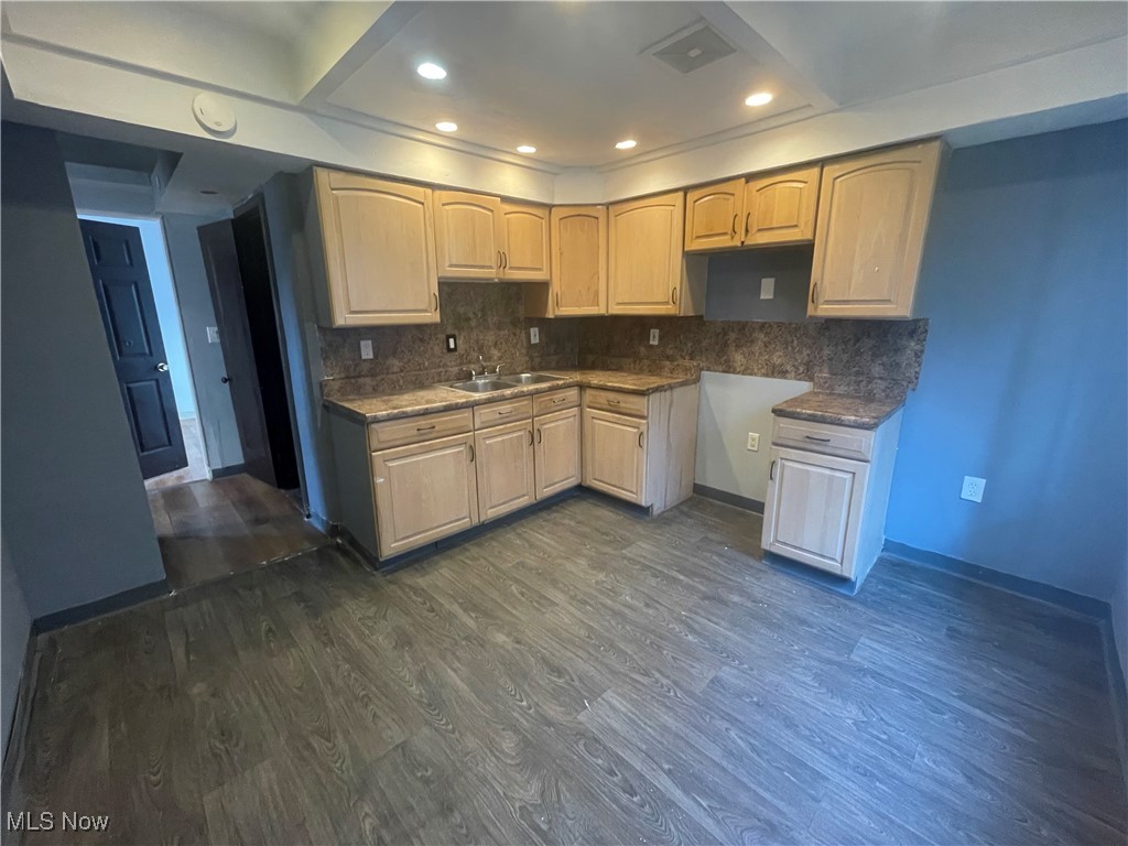 College Hill - Residential Income