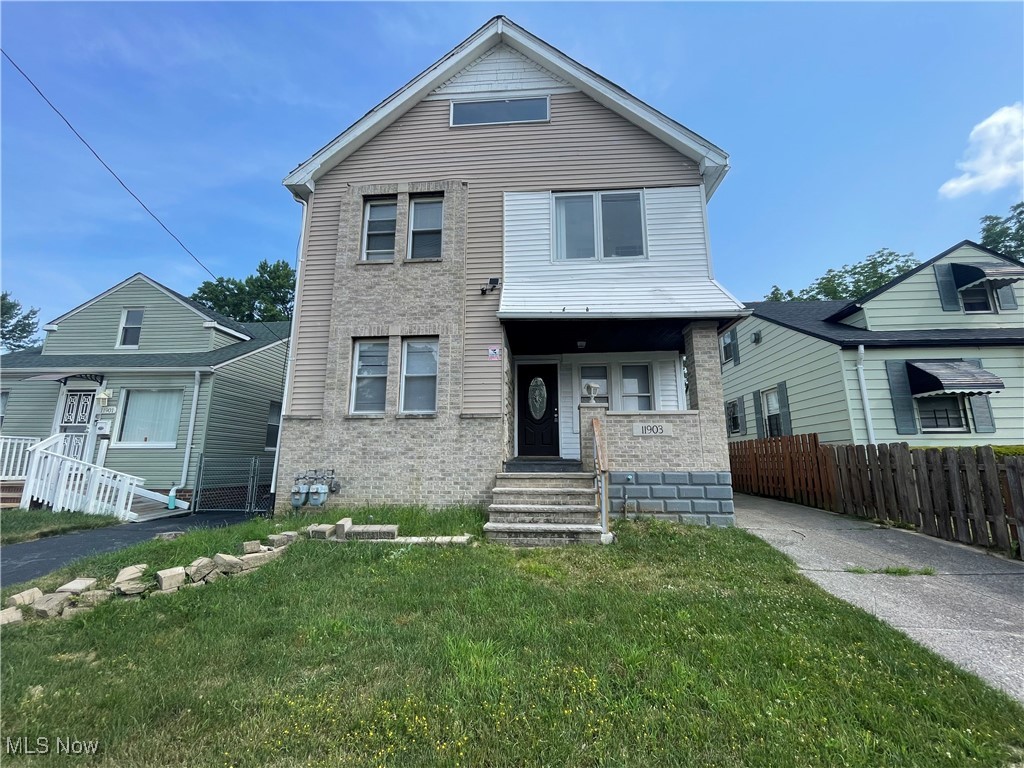Come check out this beautiful duplex ready for immediate occupancy located in an affordable, high-demand rental area! Whether you're a seasoned investor or just starting your portfolio, this property presents a low barrier to entry with strong cash flow potential. Both units have been recently updated and require no immediate repairs, making this a turnkey investment. Located in a growing neighborhood known for its affordability and rental demand, this duplex is a smart buy in today’s market. Live in one unit and rent out the other, or lease both and generate immediate income. Either way, you'll benefit from the area's stable returns and long-term appreciation.