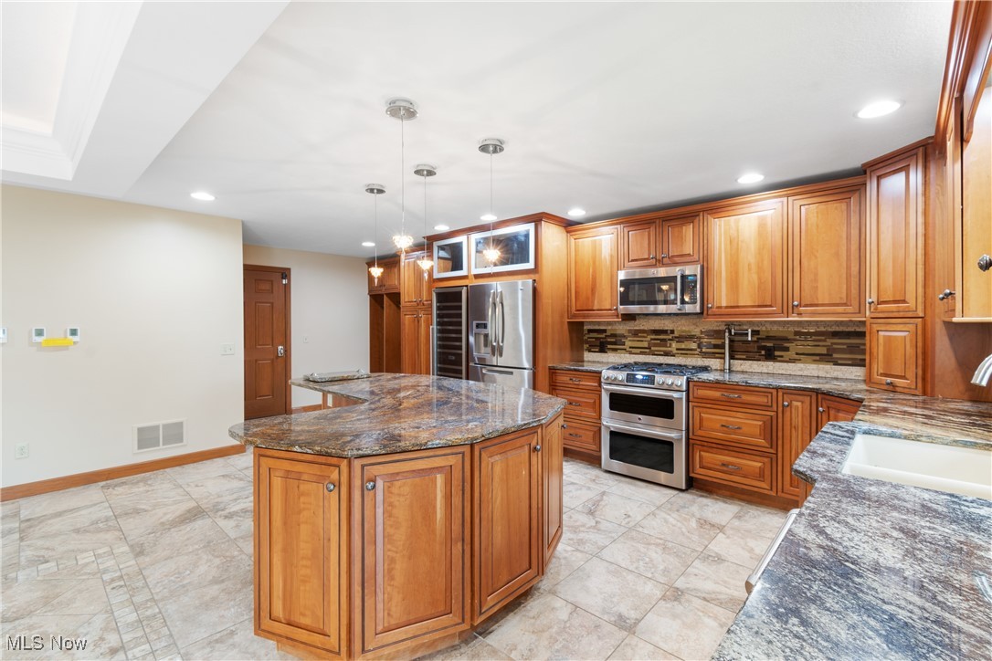 3751 Muirfield Drive, Uniontown, Ohio image 11