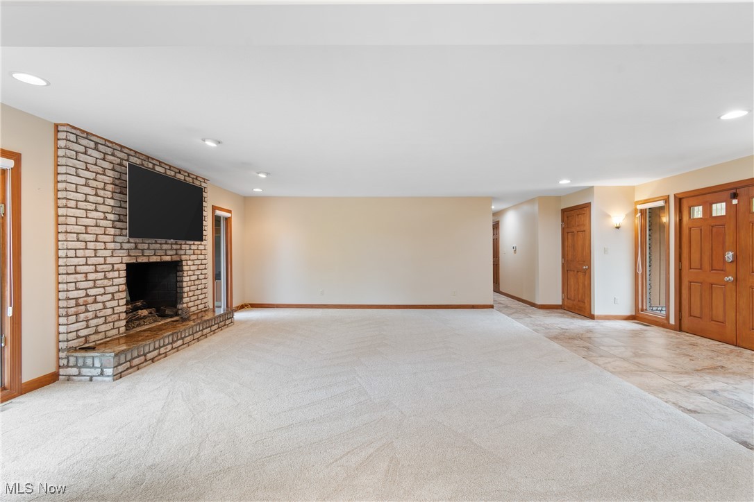 3751 Muirfield Drive, Uniontown, Ohio image 6