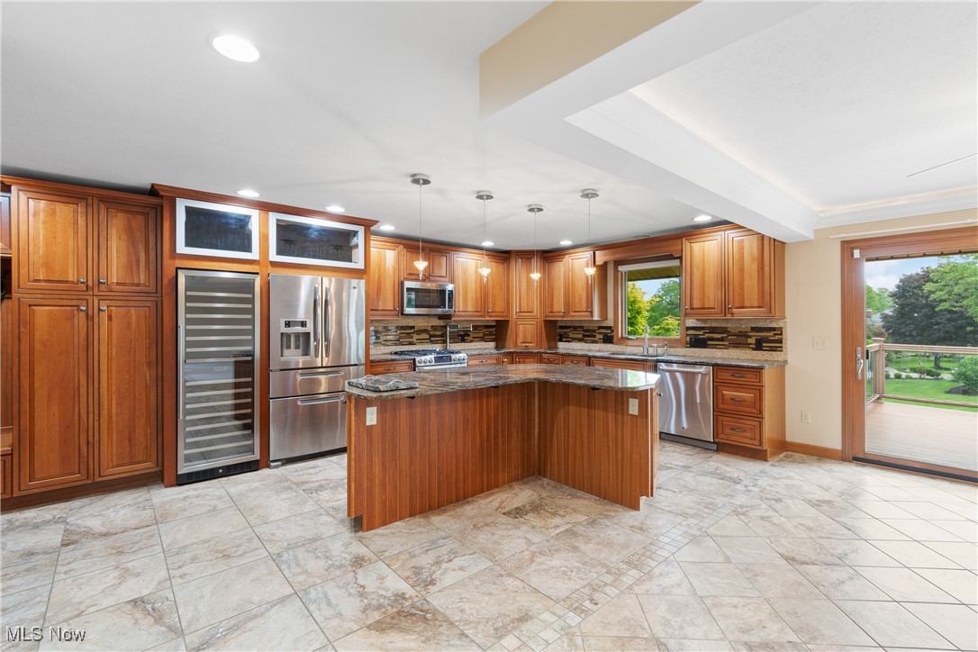 3751 Muirfield Drive, Uniontown, Ohio image 9