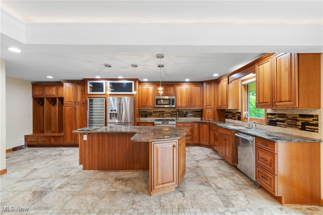 3751 Muirfield Drive, Uniontown, Ohio image 8