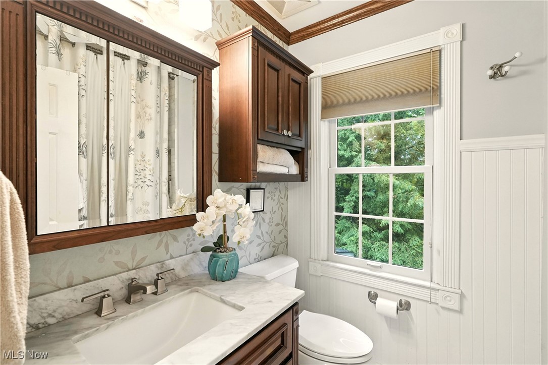 Willoughby Hills, Ohio 44094, United States, 4 Bedrooms Bedrooms, ,4 BathroomsBathrooms,Residential,Active,187184