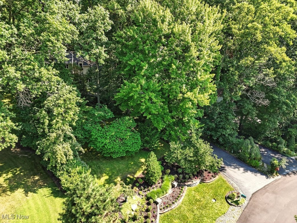 Willoughby Hills, Ohio 44094, United States, 4 Bedrooms Bedrooms, ,4 BathroomsBathrooms,Residential,Active,187184