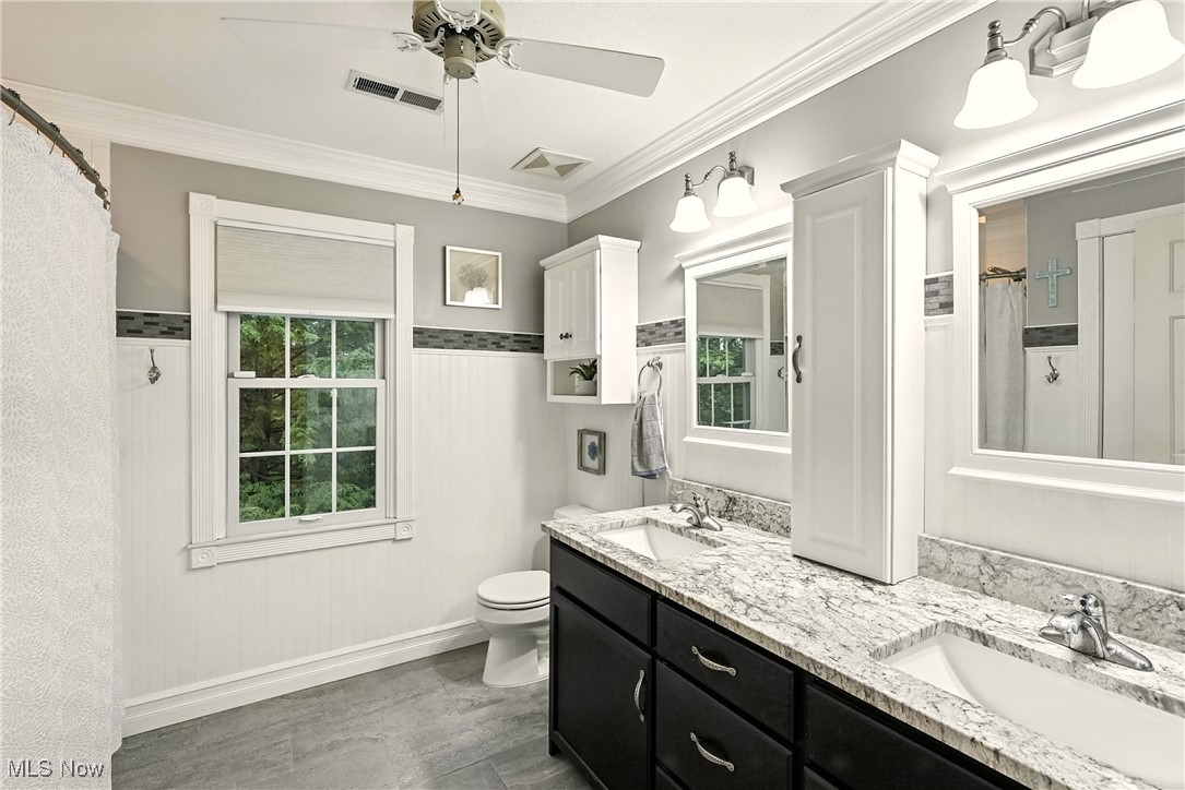 Willoughby Hills, Ohio 44094, United States, 4 Bedrooms Bedrooms, ,4 BathroomsBathrooms,Residential,Active,187184