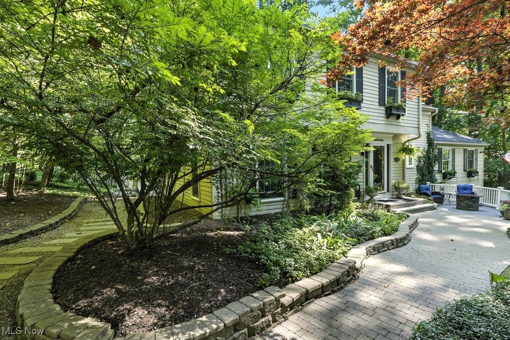 Willoughby Hills, Ohio 44094, United States, 4 Bedrooms Bedrooms, ,4 BathroomsBathrooms,Residential,Active,187184