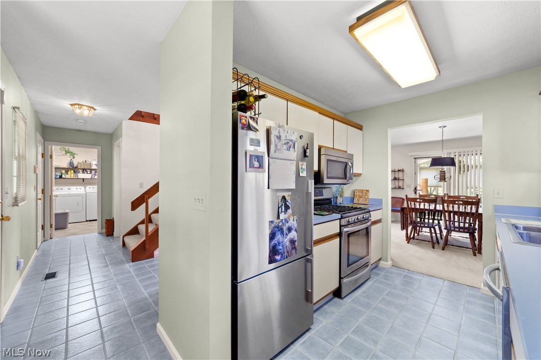 Halle Pointe Condo - Residential