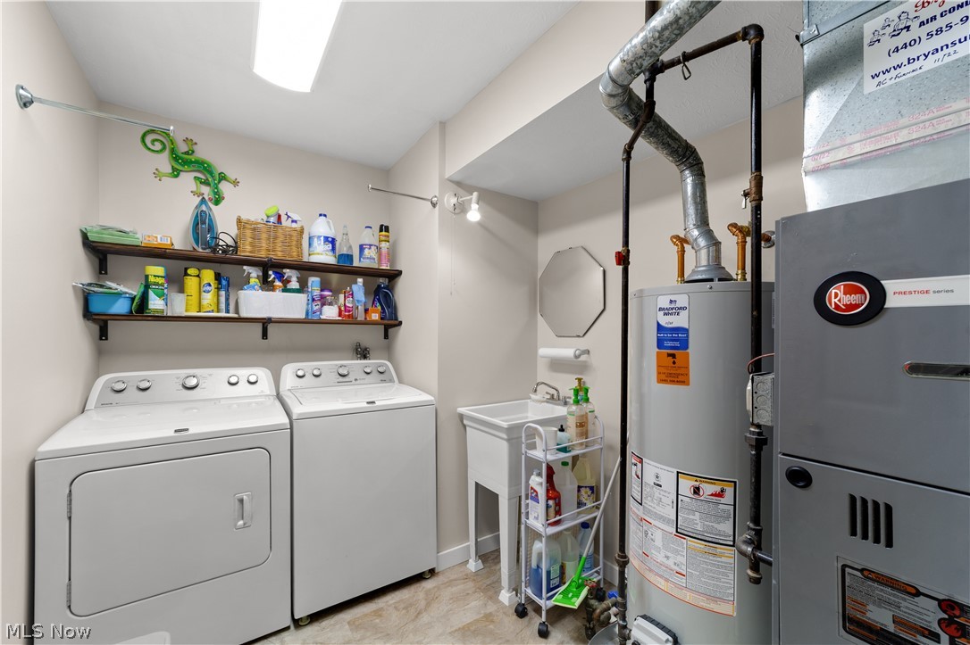 Halle Pointe Condo - Residential