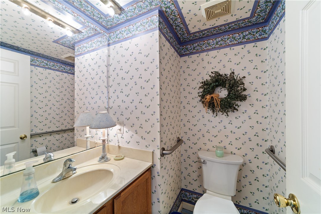 Halle Pointe Condo - Residential