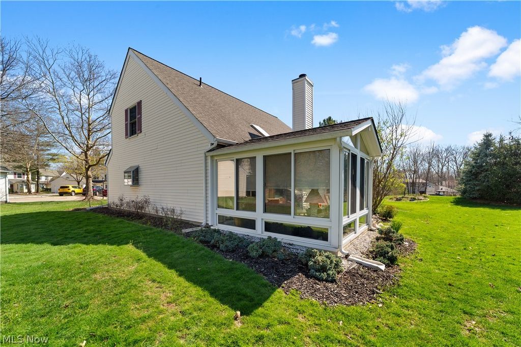 Photo of 5800 Ridgeview Lane, Willoughby, OH 44094 (MLS # 5200371)